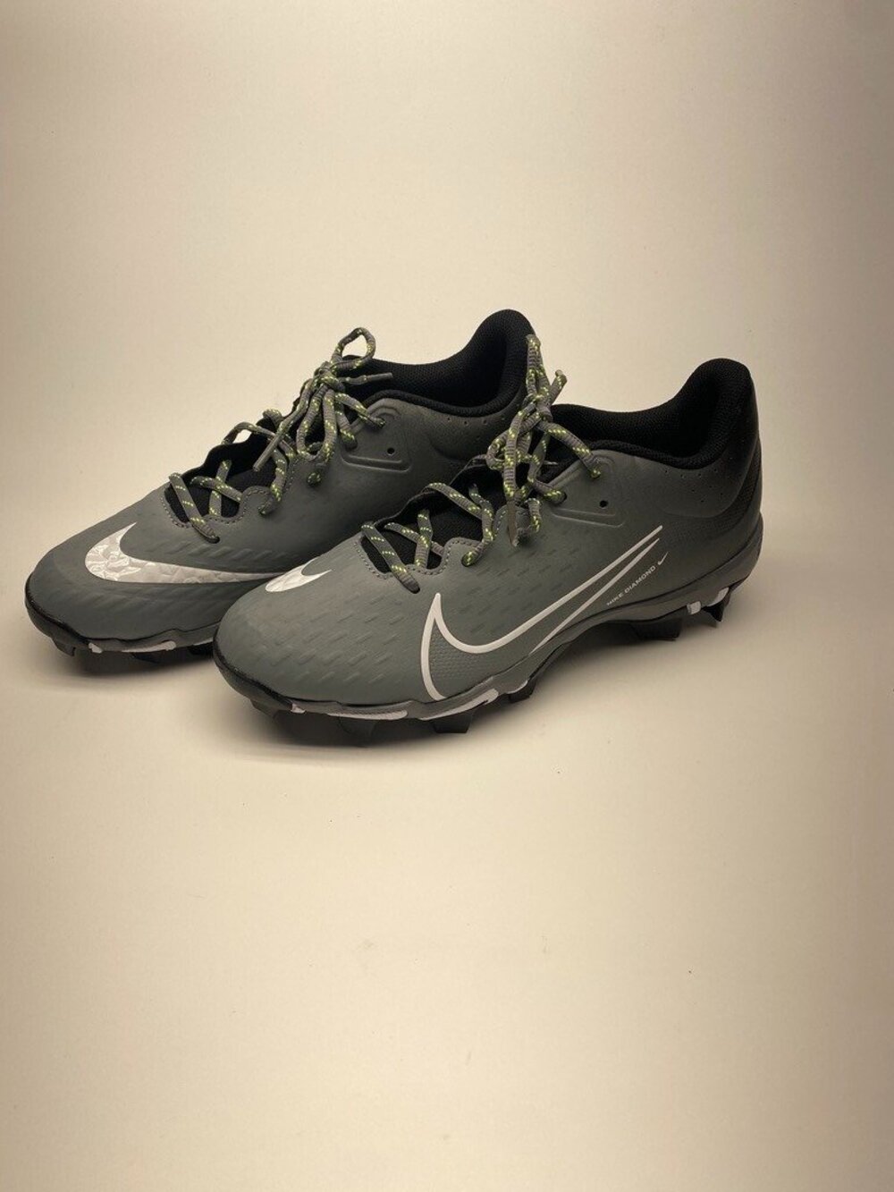 NIKE HYPERDIAMOND 4 KEYSTONE SOFTBALL CLEAT WOMEN 10 MENS 8.5
